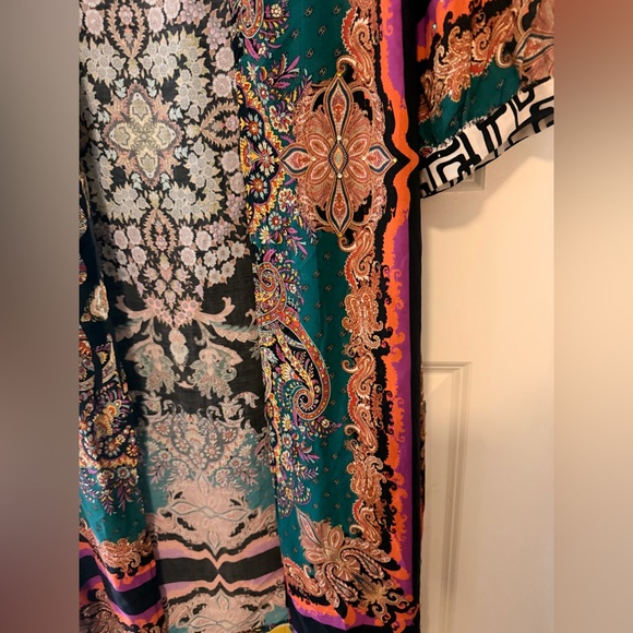 Beautiful COMPLETELY Rhinestoned Statement Duster/Kimono-M - Picture 6 of 12